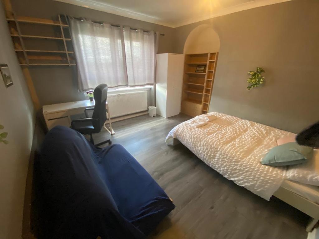 Lovely Private Room In Sandilands Dr Ab24 Aberdeen Exteriör bild